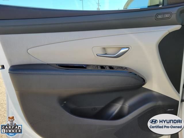 Used 2025 Hyundai Tucson Limited AWD/4WD image 17