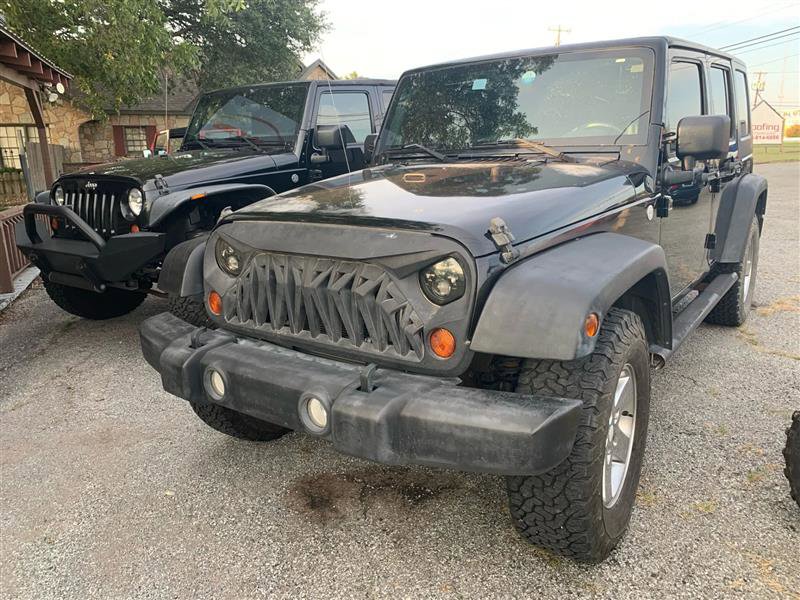 Used 2010 Jeep Wrangler Unlimited Rubicon w/ Trailer Tow Group image 7