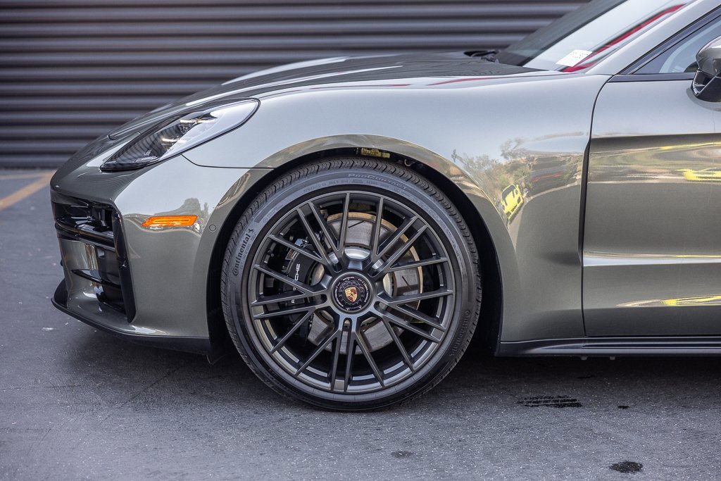 Certified 2025 Porsche Panamera GTS image 11