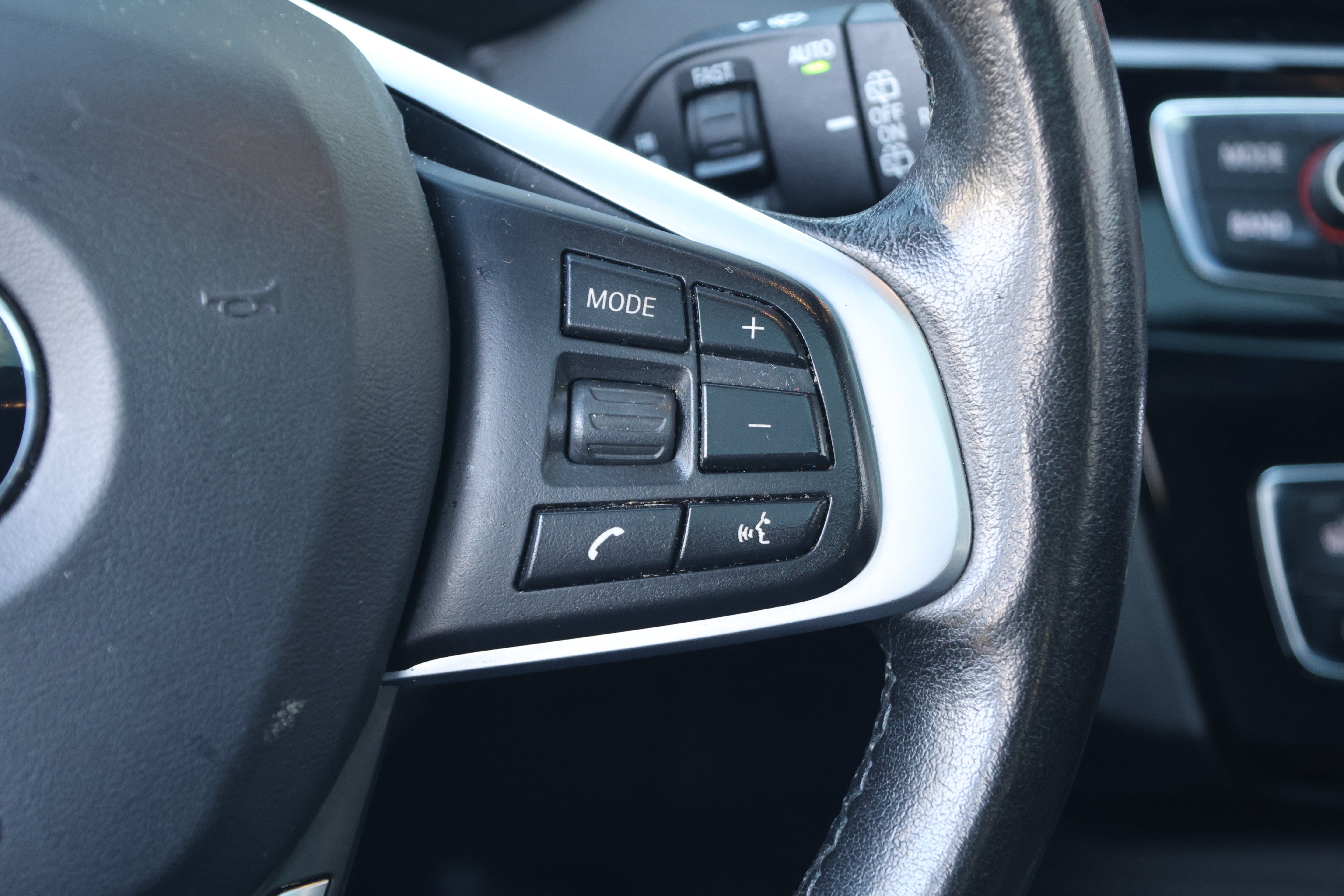 Used 2018 BMW X2 sDrive28i w/ Convenience Package FWD image 29