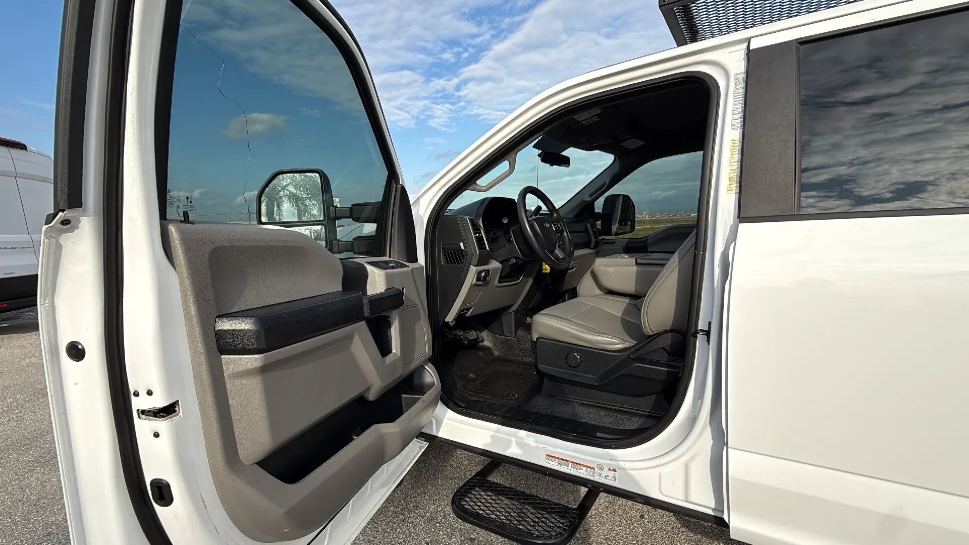 Used 2019 Ford F450 XL w/ Power Equipment Group image 10