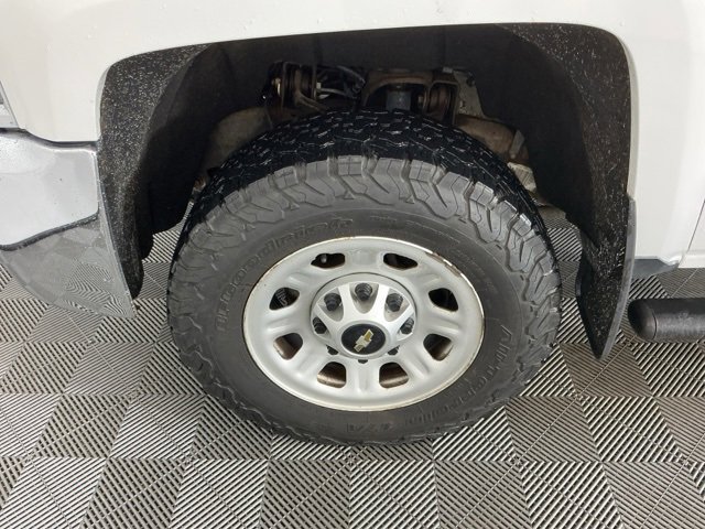 Used 2016 Chevrolet Silverado 3500 W/T w/ Snow Plow Prep Package image 7
