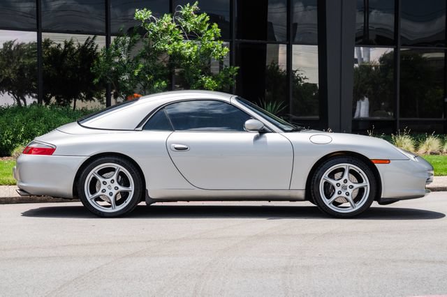 Used 2003 Porsche 911 Carrera RWD image 10