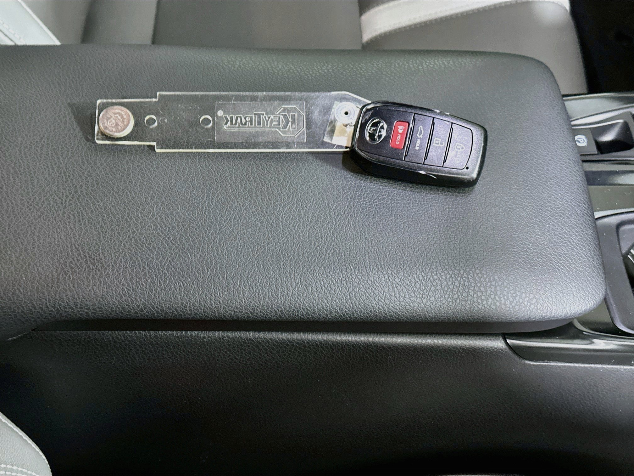 Used 2025 Toyota Camry SE FWD image 33