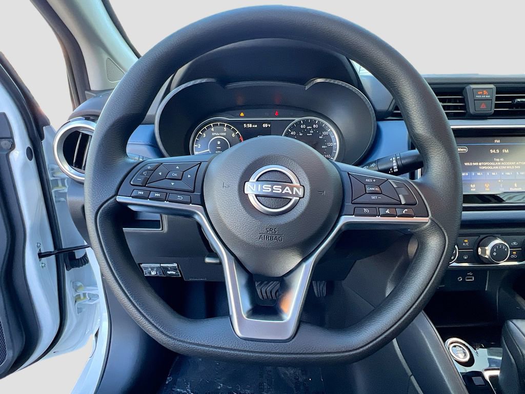 Used 2025 Nissan Versa SV w/ Trunk Package image 11