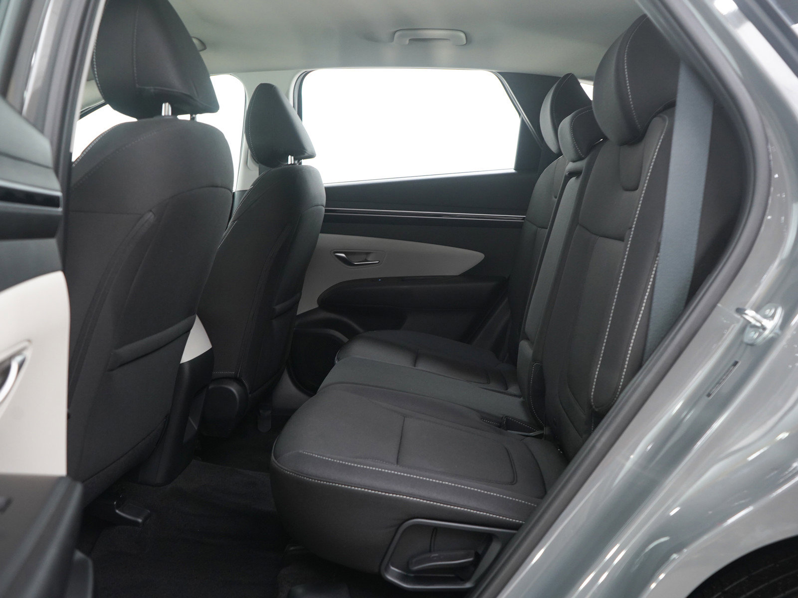 Used 2024 Hyundai Tucson SE image 17