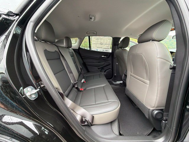 New 2026 Chevrolet Trax ACTIV w/ Driver Confidence Package FWD image 22