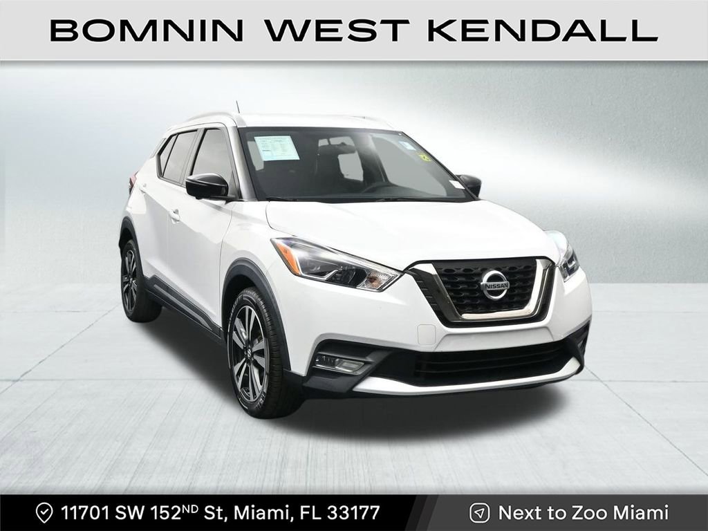 Used 2019 Nissan Kicks SR w/ SR Premium Package image 7