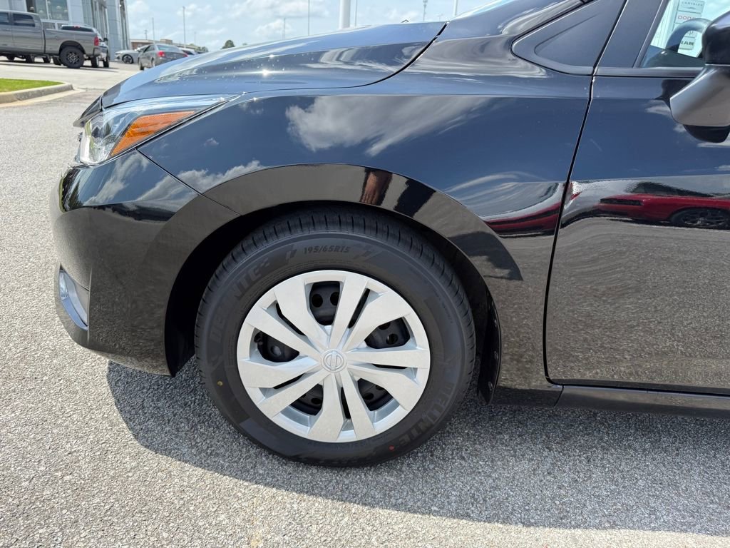 Used 2025 Nissan Versa S image 26