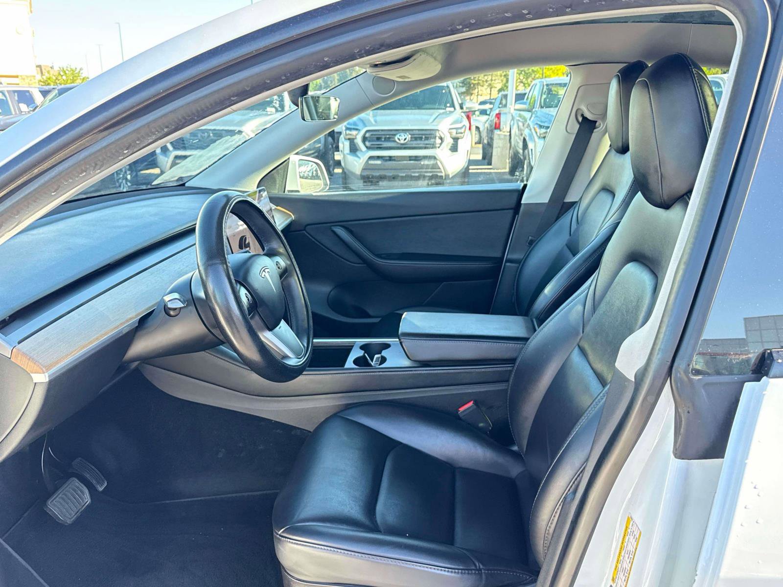 Used 2021 Tesla Model Y 2WD image 11