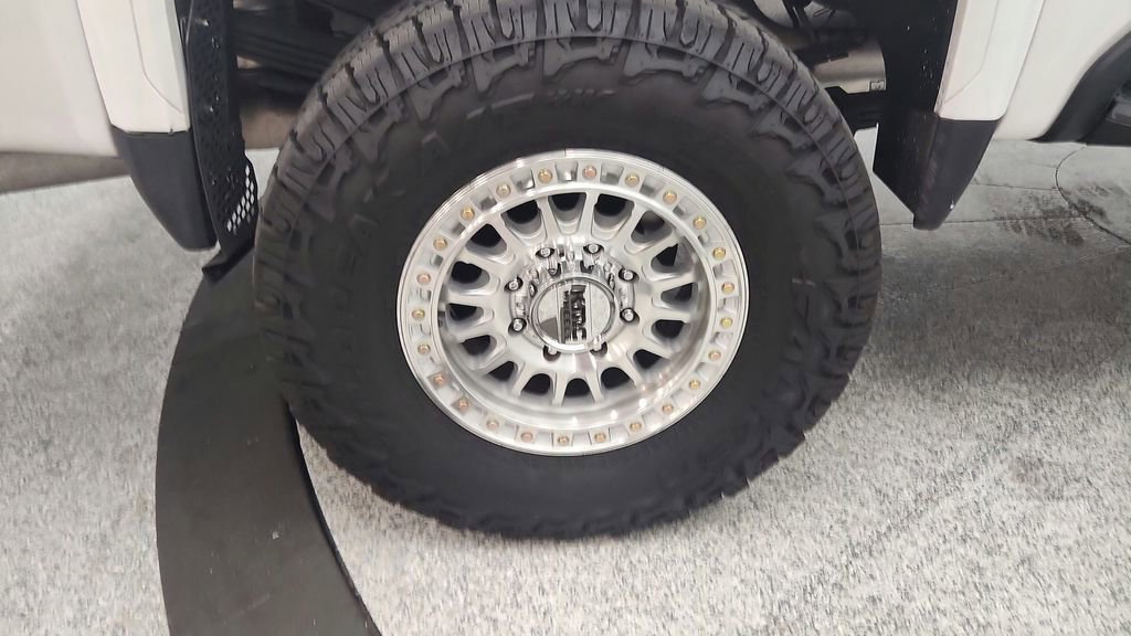 Used 2024 GMC Sierra 3500 Denali Ultimate AWD/4WD image 19