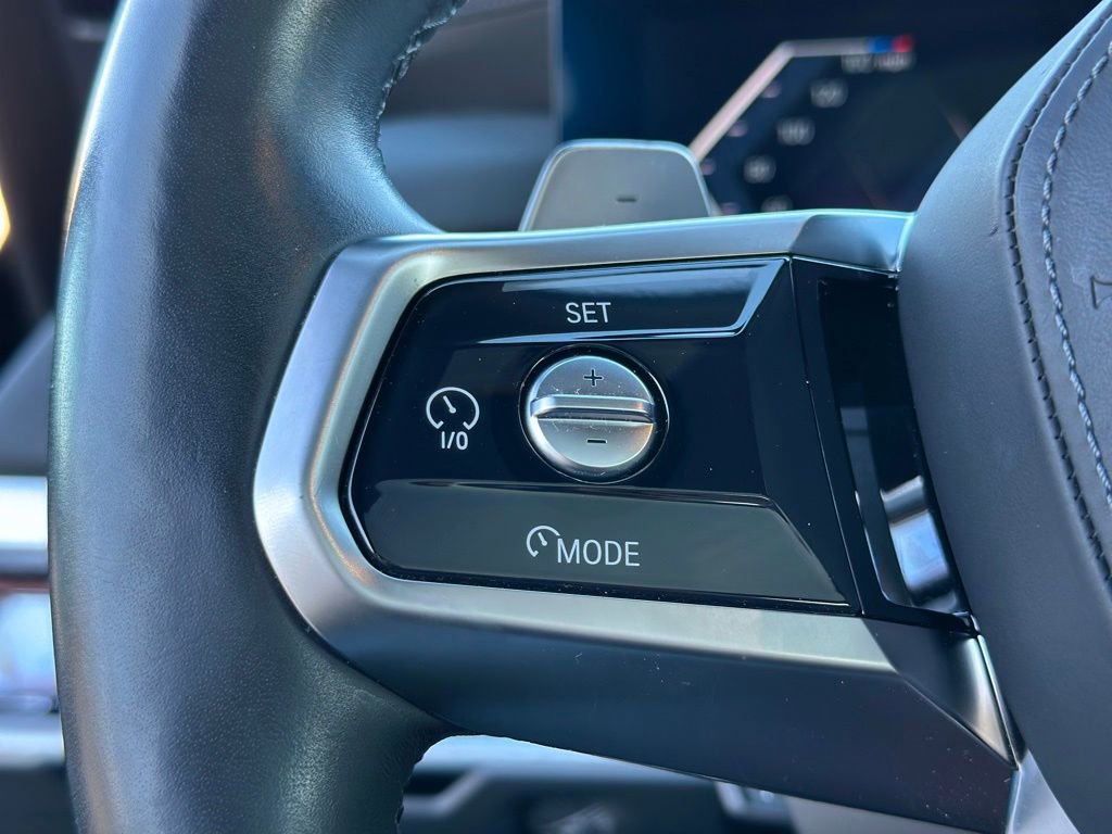 Certified 2023 BMW 760i xDrive image 37