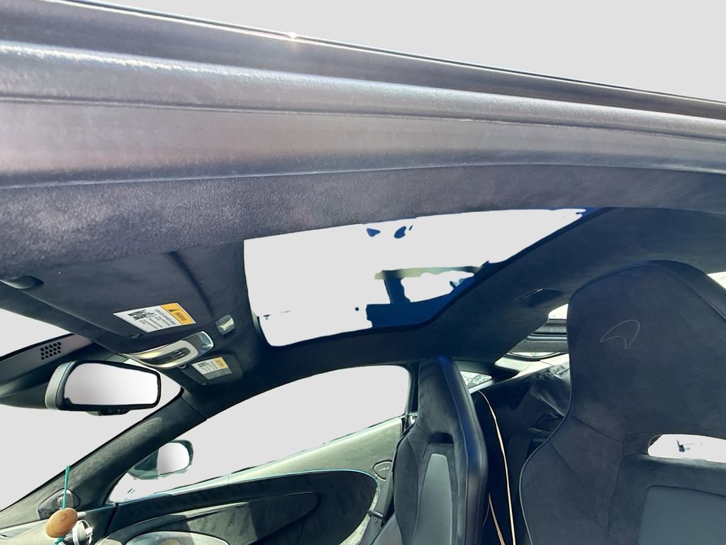 Used 2020 McLaren GT RWD image 22