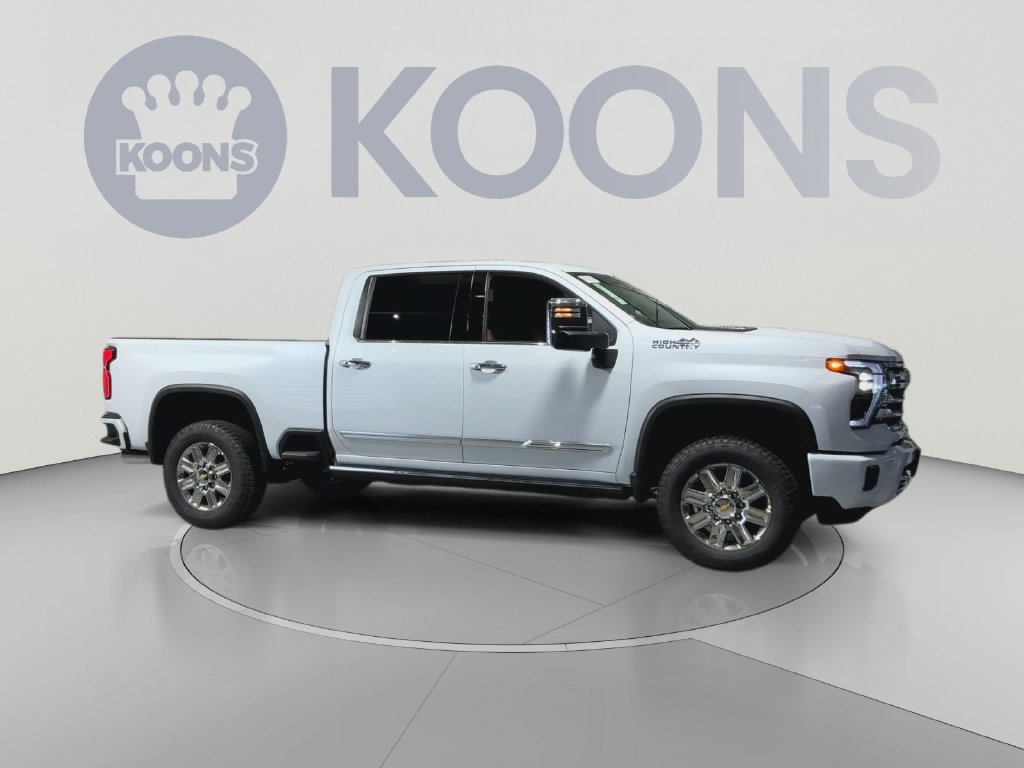 New 2026 Chevrolet Silverado 3500 High Country AWD/4WD image 2