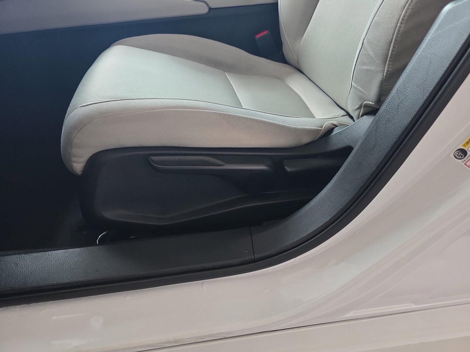 Used 2018 Honda Accord LX image 14