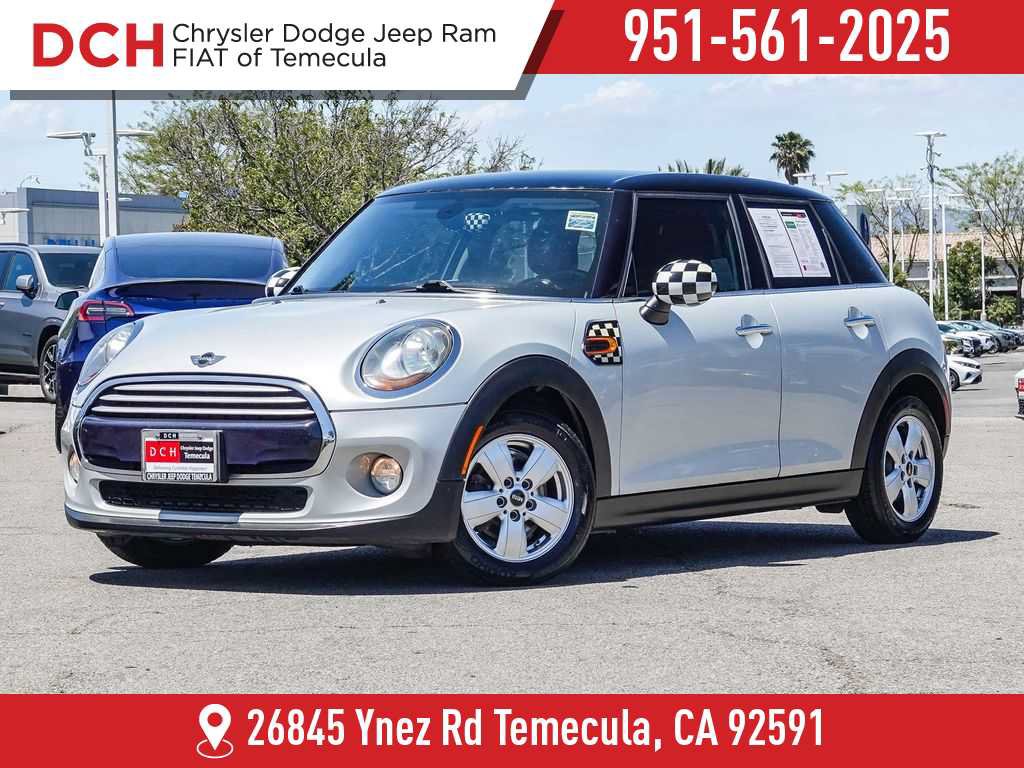 Used 2015 MINI Cooper 4-Door Hardtop FWD video 1