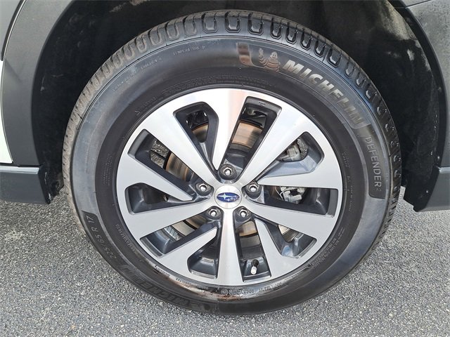 Used 2023 Subaru Outback Premium image 7