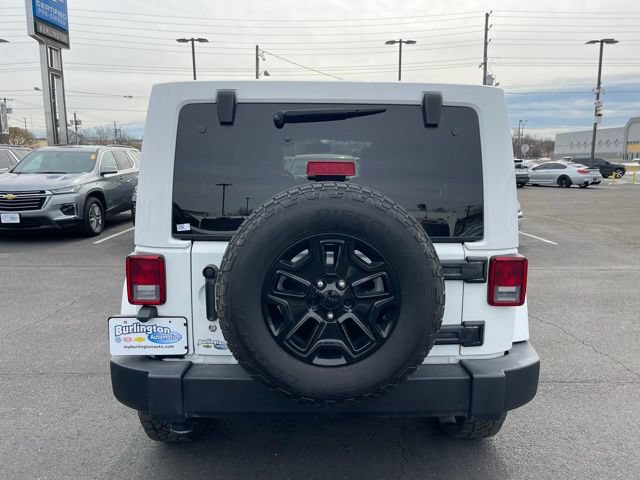 Used 2016 Jeep Wrangler Unlimited Rubicon w/ Dual Top Group AWD/4WD image 6