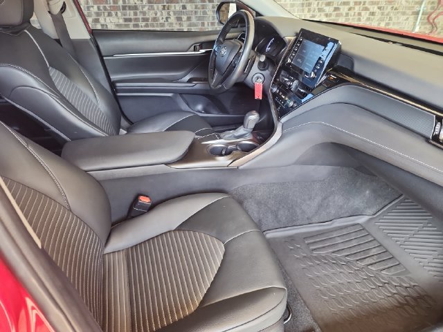 Used 2023 Toyota Camry SE FWD image 13