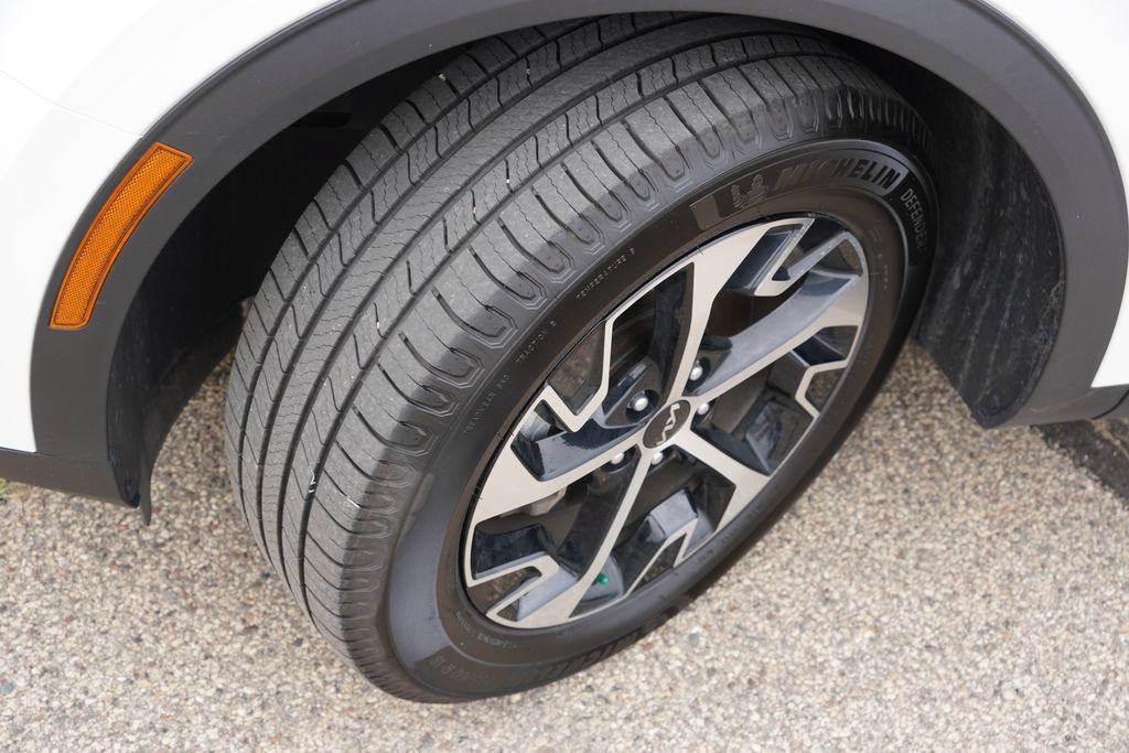 Certified 2023 Kia Sportage EX AWD/4WD image 13