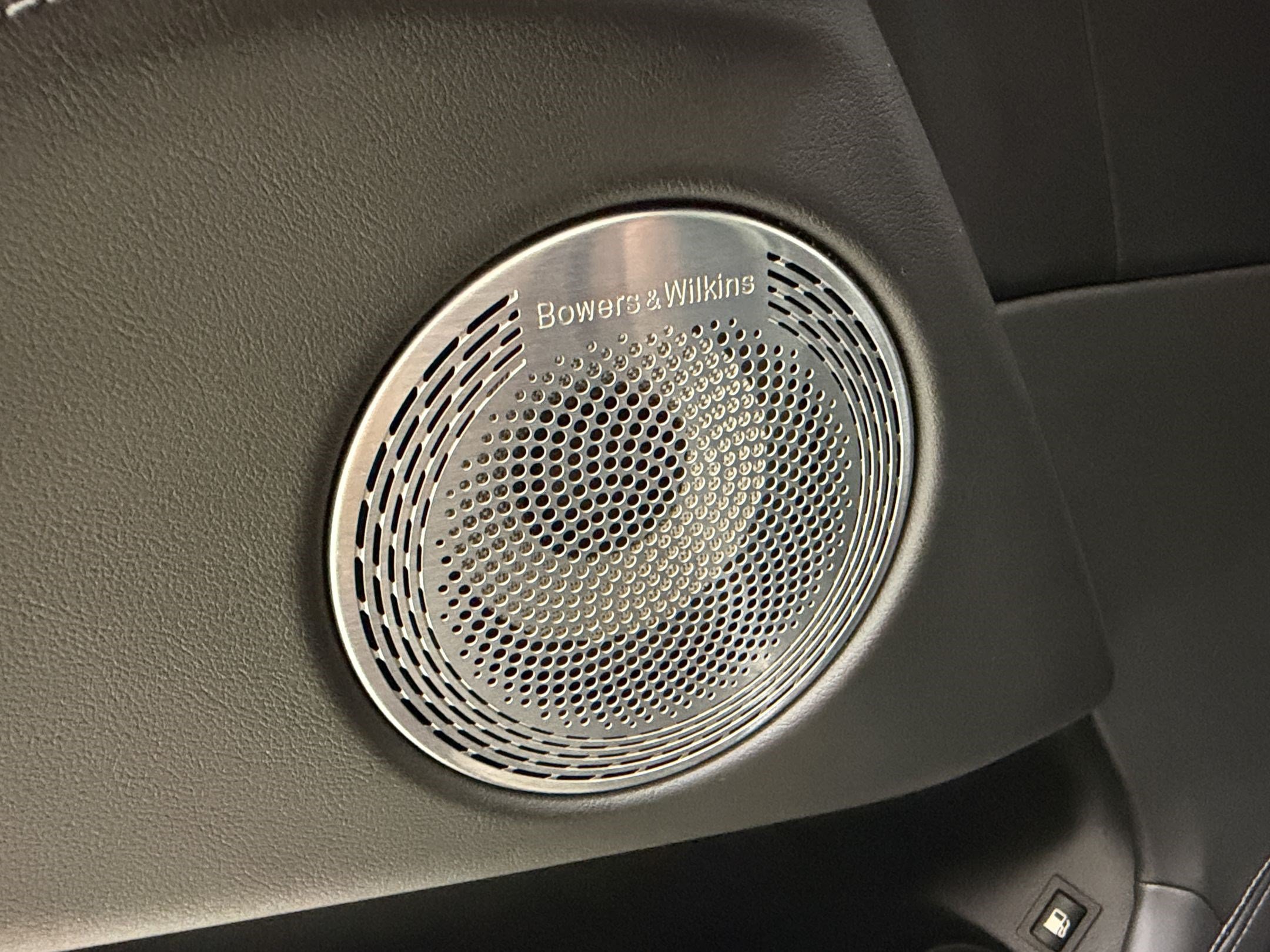 Certified 2023 BMW XM AWD/4WD image 27