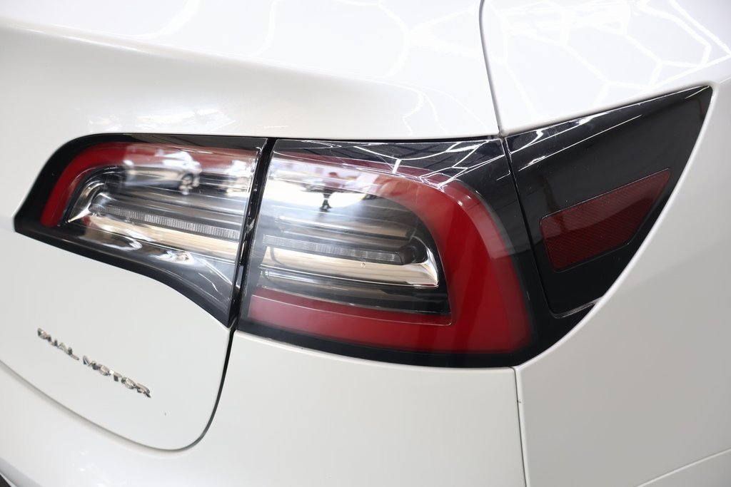 Used 2018 Tesla Model 3 Long Range image 29