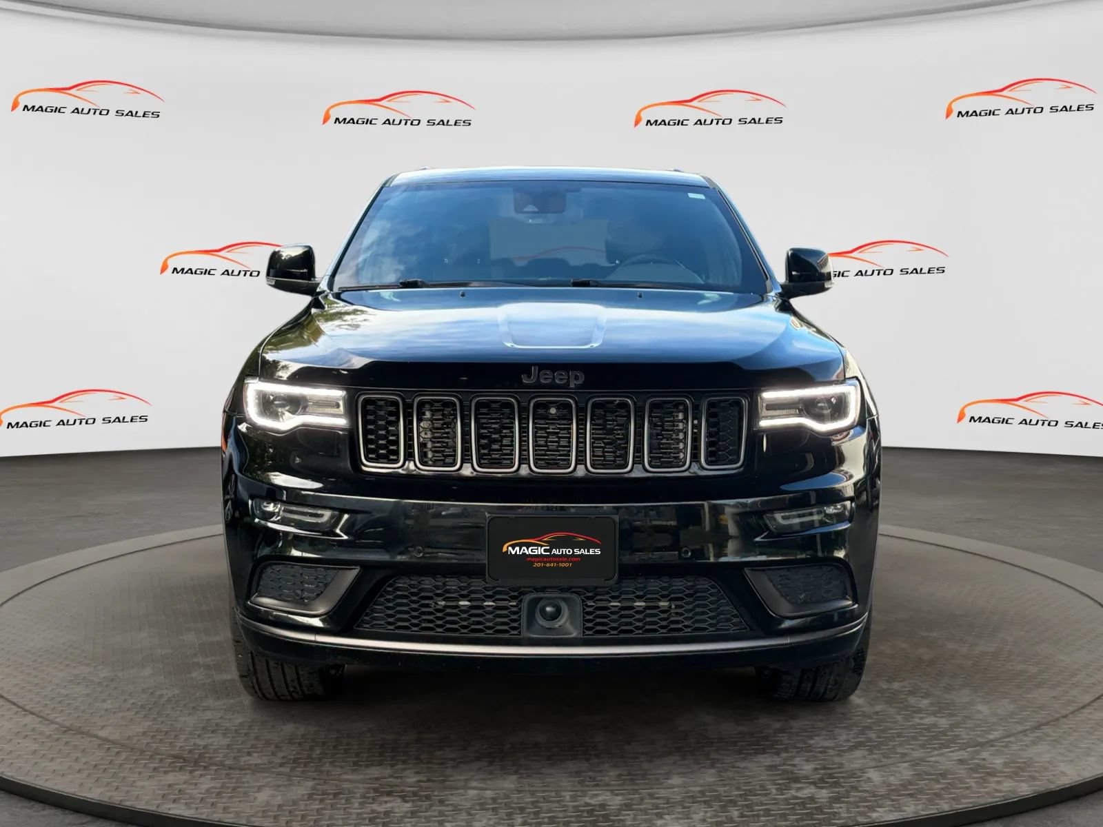 Used 2020 Jeep Grand Cherokee High Altitude AWD/4WD image 3