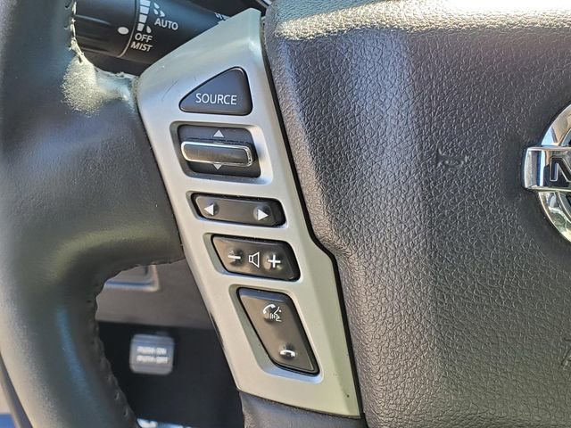 Used 2017 Nissan Titan SV image 18