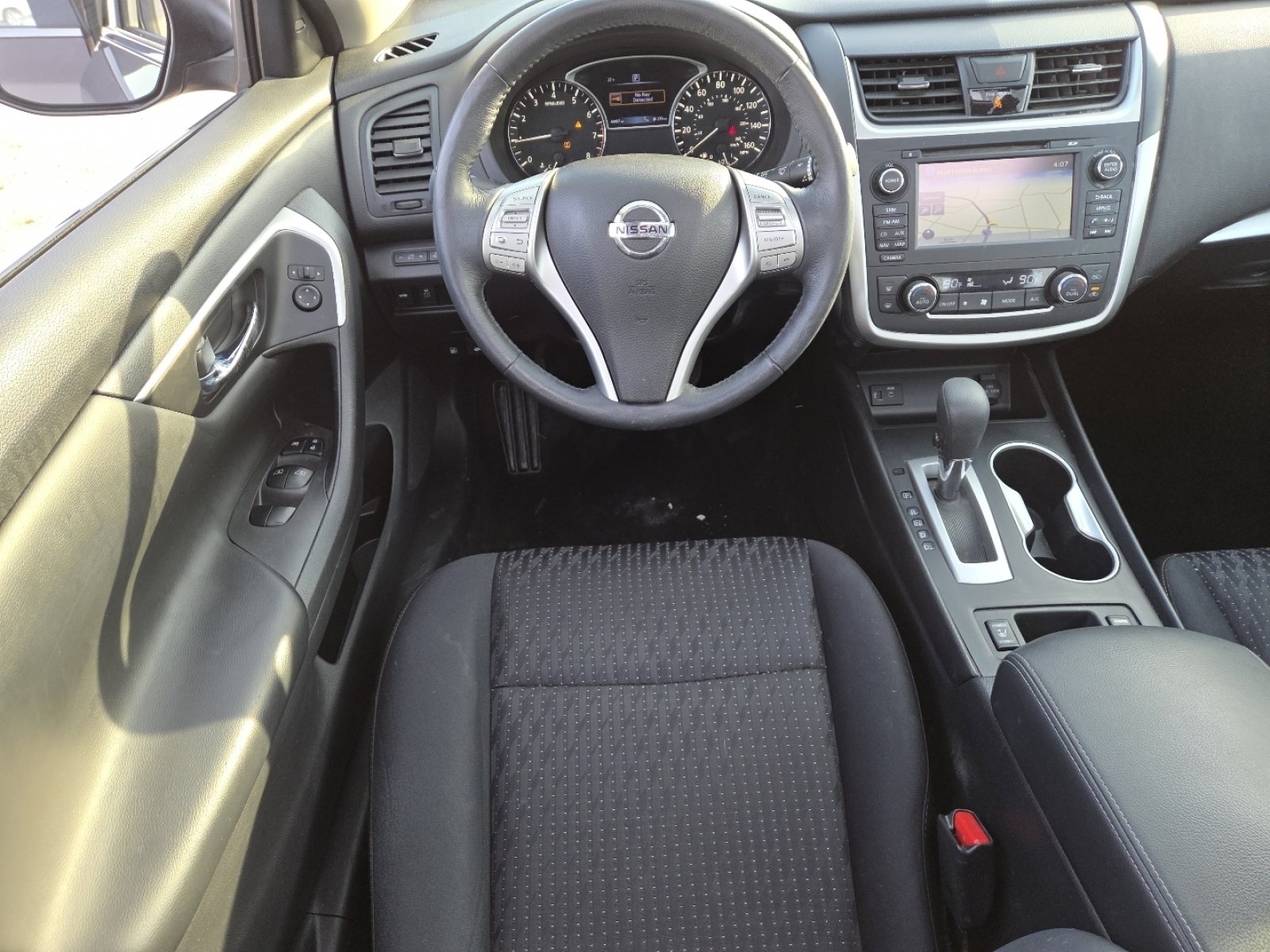 Used 2017 Nissan Altima 2.5 SV w/ Convenience Package image 25