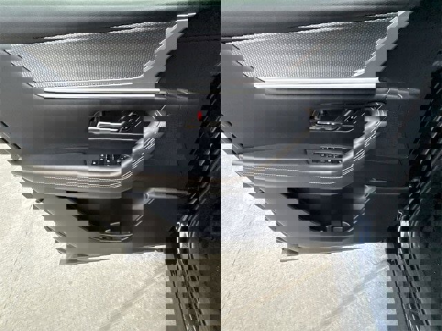 Used 2024 MAZDA CX-90 3.3 Turbo w/ Premium Package image 13