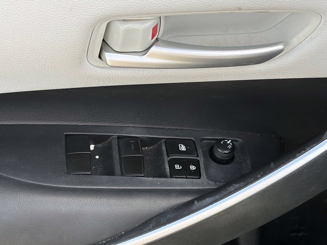 Used 2024 Toyota Tacoma TRD Sport RWD image 7