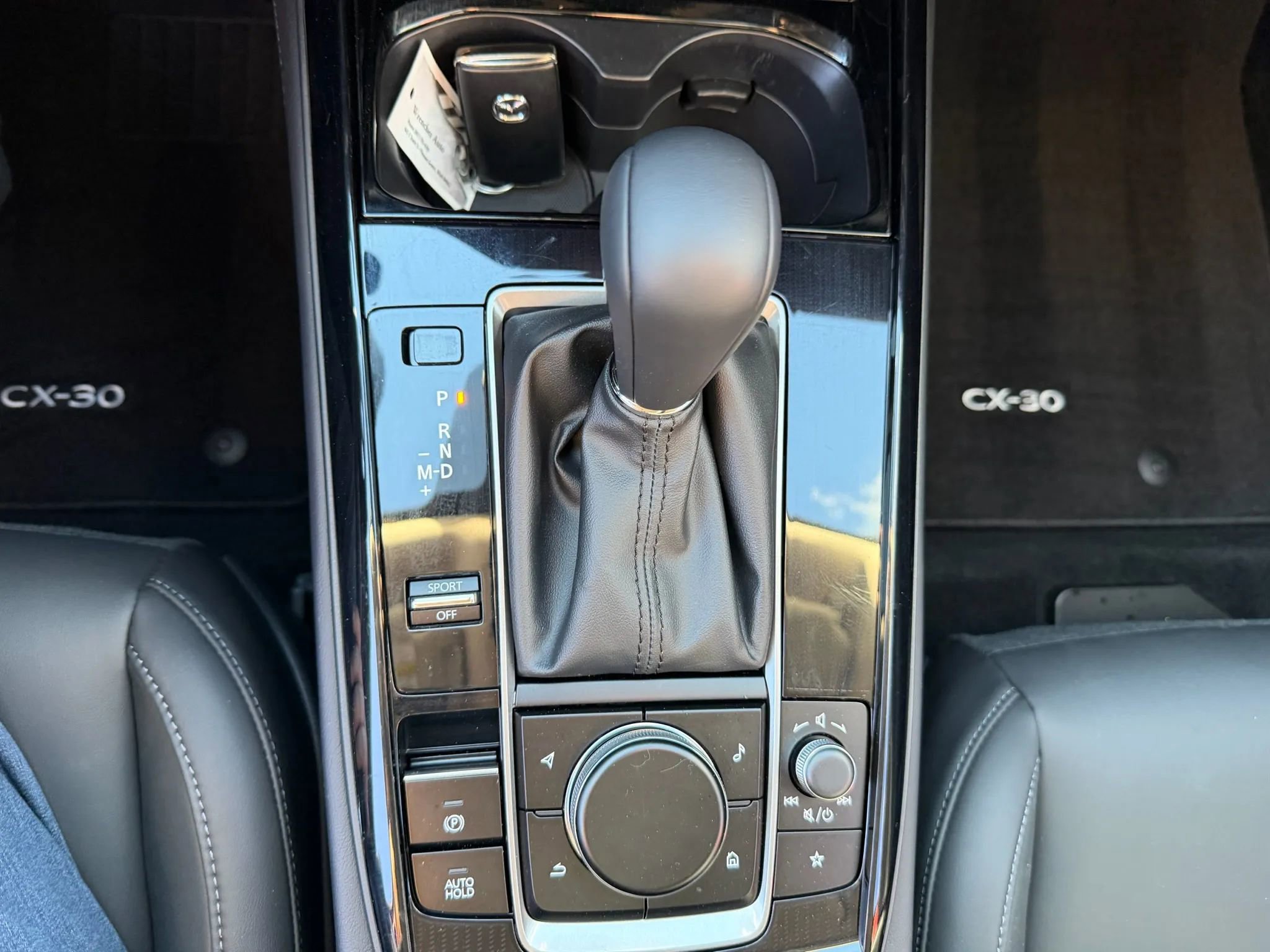 Used 2025 MAZDA CX-30 AWD 2.5 S w/ Select Sport Pkg image 18