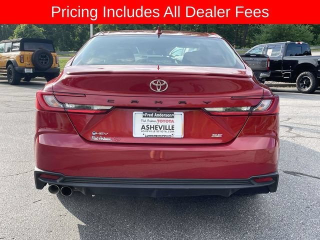 Used 2025 Toyota Camry SE FWD image 4