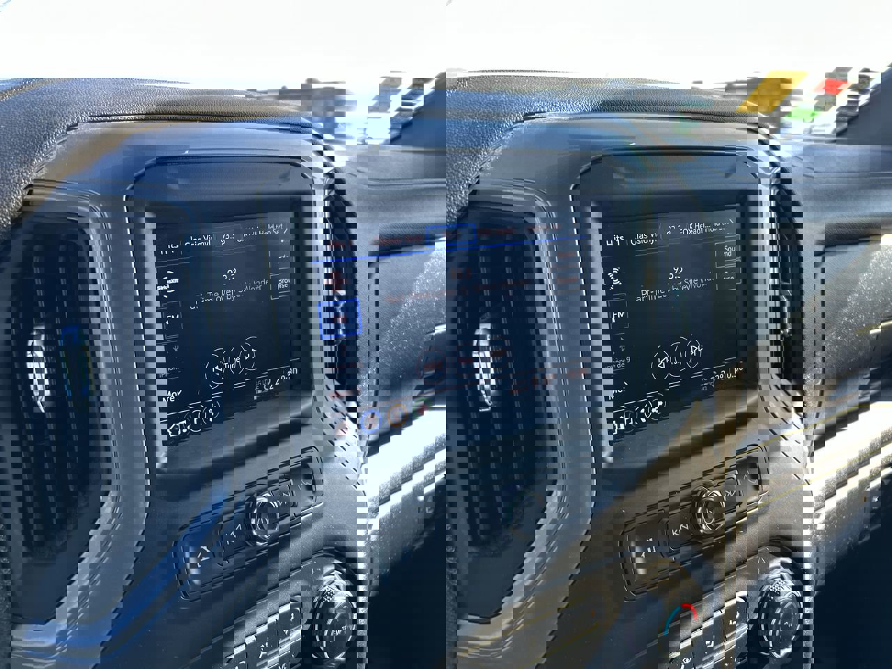 Used 2023 Chevrolet Silverado 1500 Custom image 28