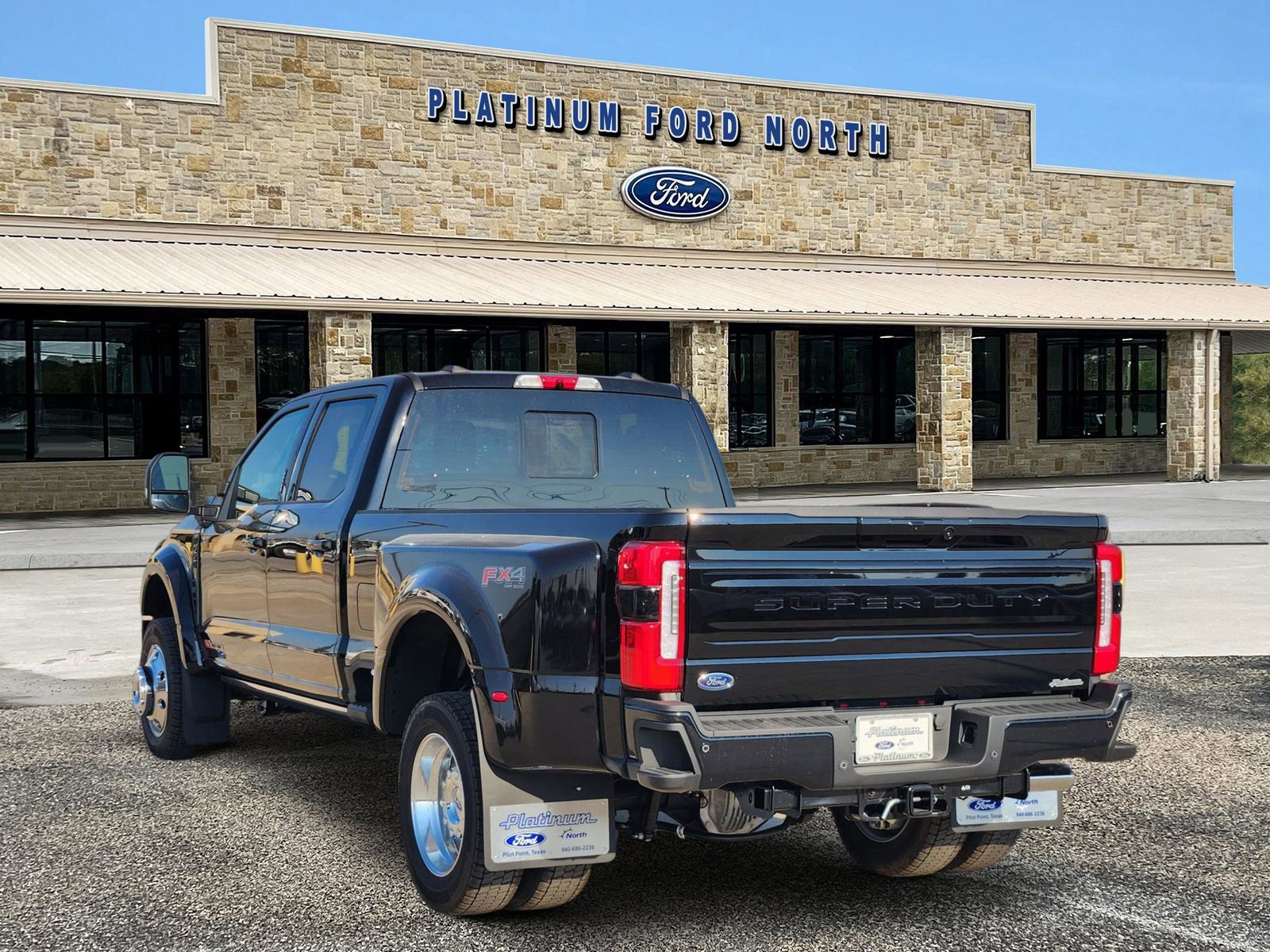 New 2026 Ford F450 Platinum w/ FX4 Off-Road Package image 4