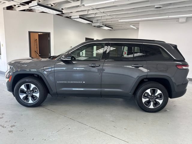Used 2024 Jeep Grand Cherokee Limited 4xe AWD/4WD image 8