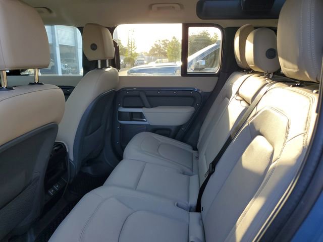 Used 2024 Land Rover Defender 110 S image 10