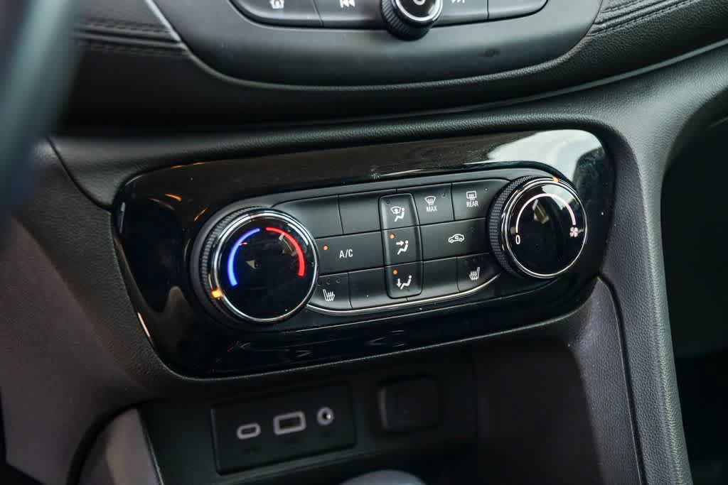 Used 2022 Buick Encore GX Preferred w/ Cold Weather Comfort Package FWD image 20