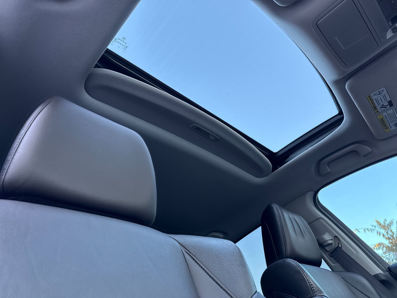 Used 2017 Acura RDX w/ Technology Package FWD image 18
