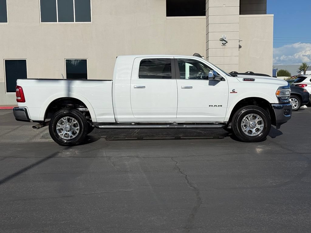 Used 2022 RAM 2500 Laramie w/ Chrome Appearance Group AWD/4WD image 2