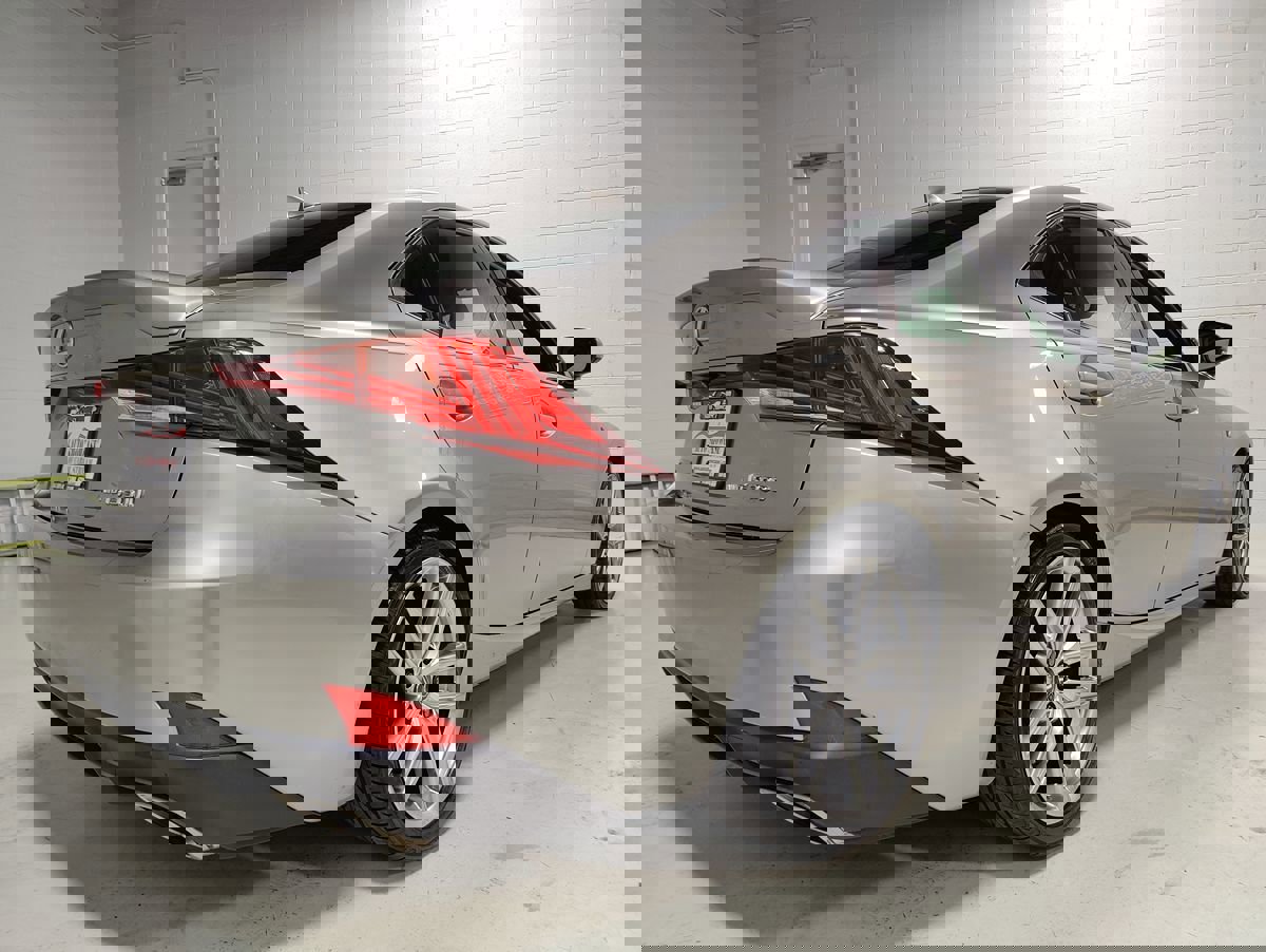 Used 2019 Lexus IS 300 F Sport w/ F Sport Package image 7