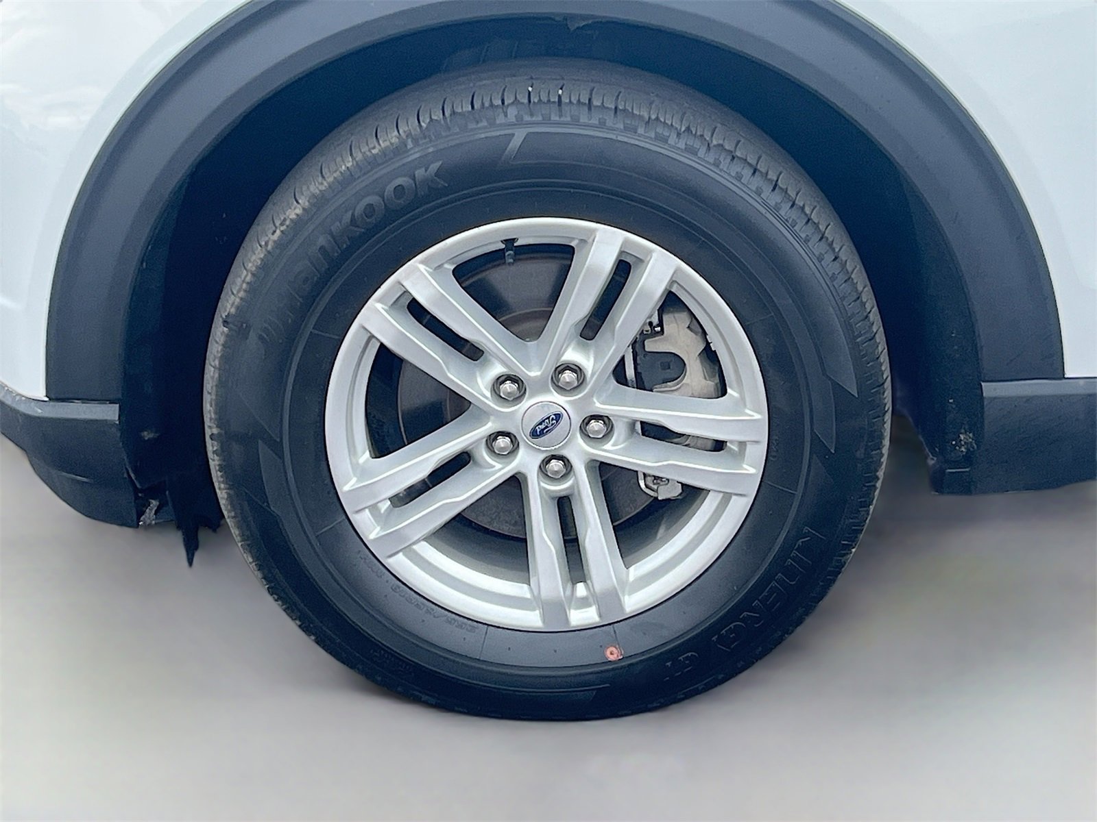 Used 2021 Ford Explorer XLT w/ Equipment Group 202A image 33