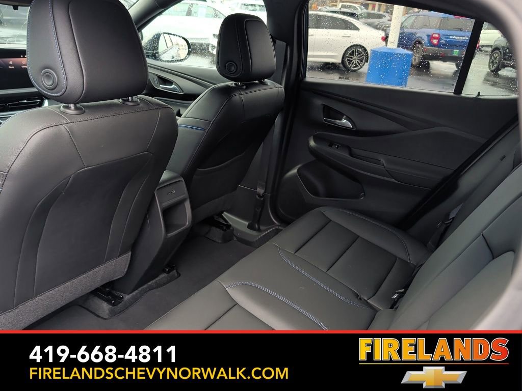 Certified 2024 Buick Envista Sport Touring w/ Convenience I Package image 21