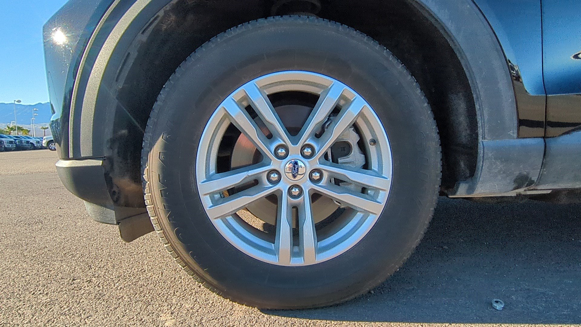 Used 2023 Ford Explorer XLT w/ Equipment Group 202A AWD/4WD image 10
