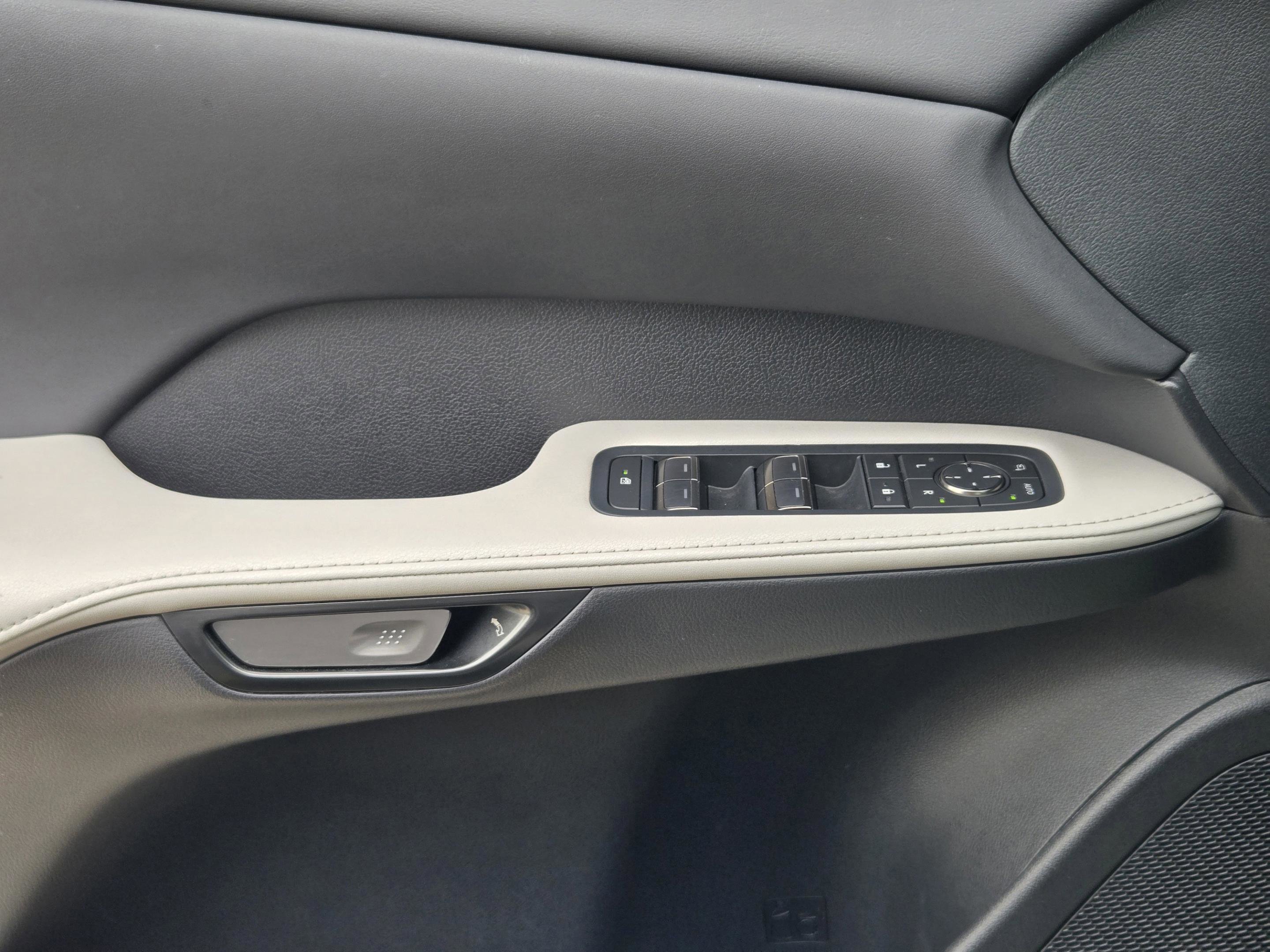 Used 2023 Lexus RX 350 Premium Plus w/ Accessory Package (Z1) image 19