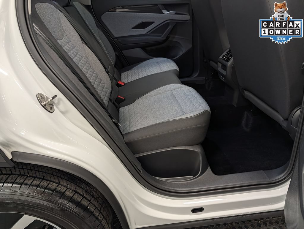 Used 2025 Volkswagen Tiguan S AWD/4WD image 31