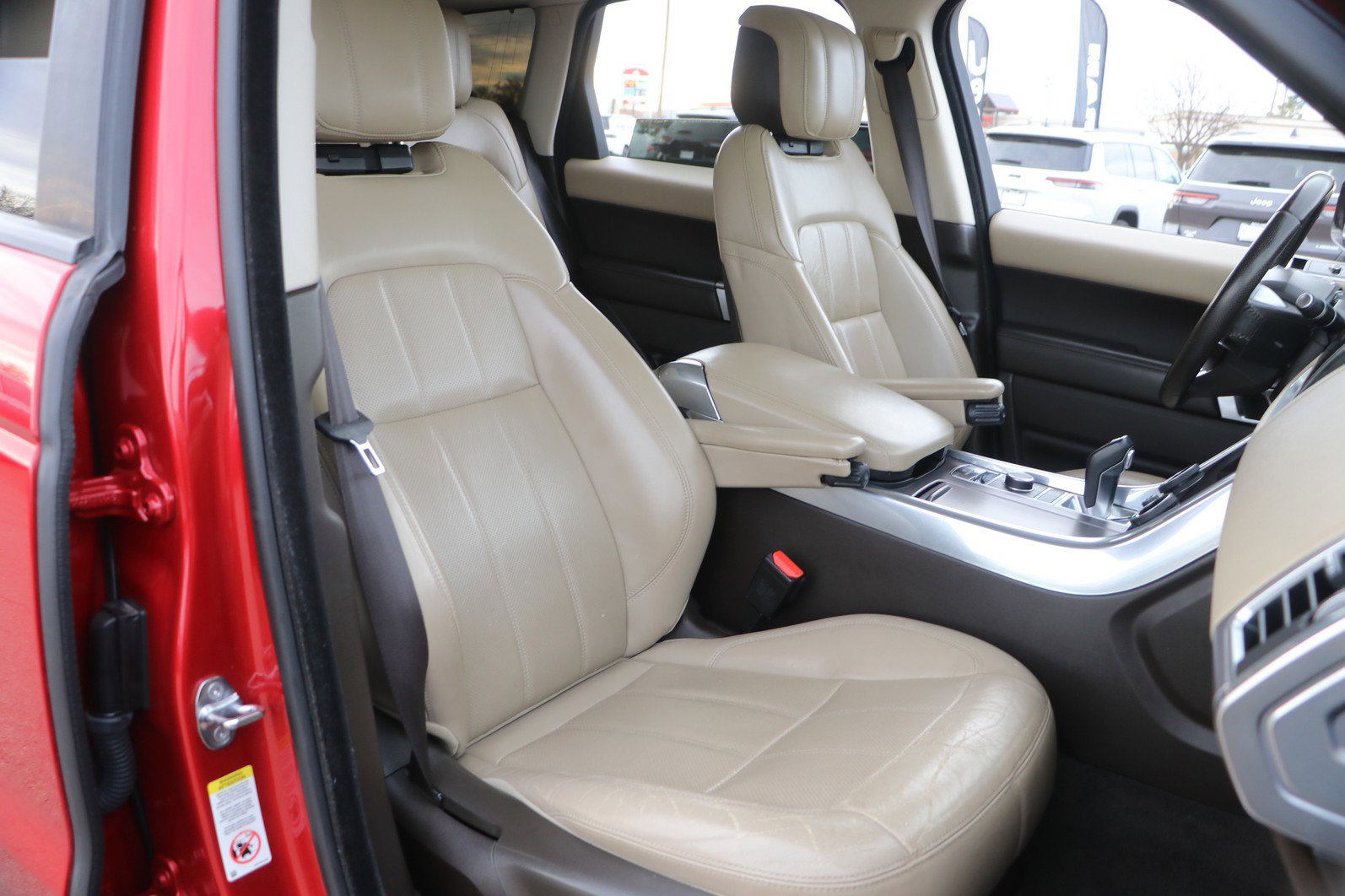 Used 2019 Land Rover Range Rover Sport HSE image 37