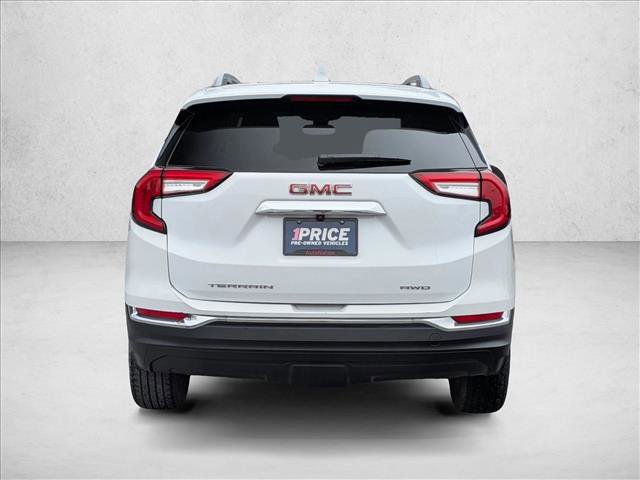 Used 2024 GMC Terrain SLT image 7