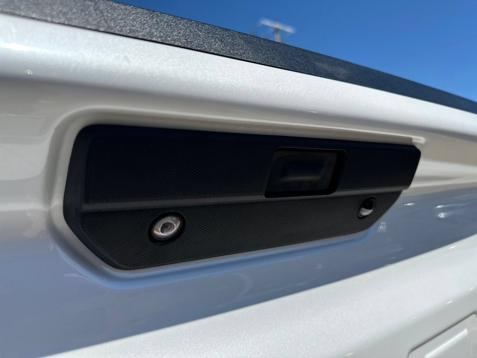 Used 2019 Chevrolet Silverado 1500 LTZ w/ LTZ Premium Package AWD/4WD image 8