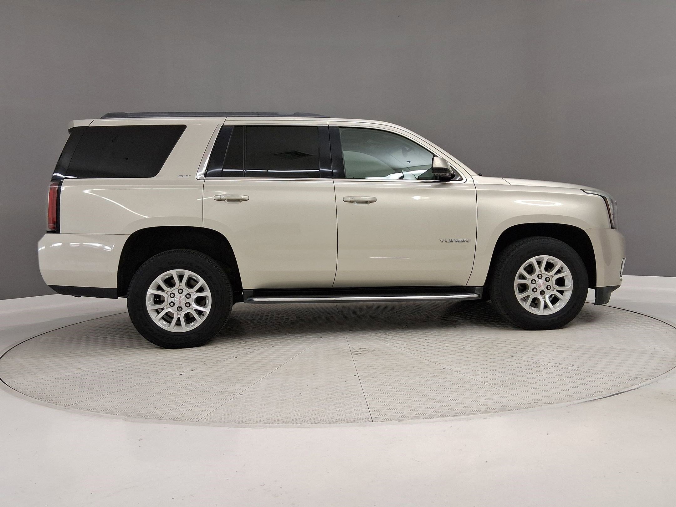 Used 2016 GMC Yukon SLT w/ Open Road Package image 6